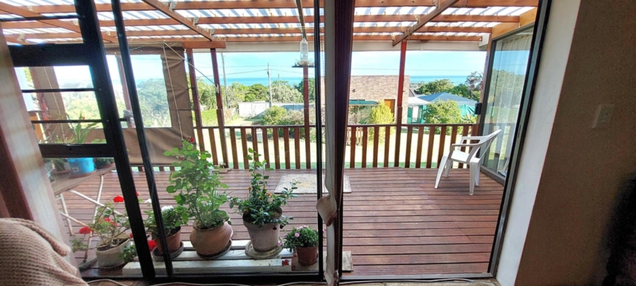 2 Bedroom Property for Sale in Sunrise On Sea Eastern Cape